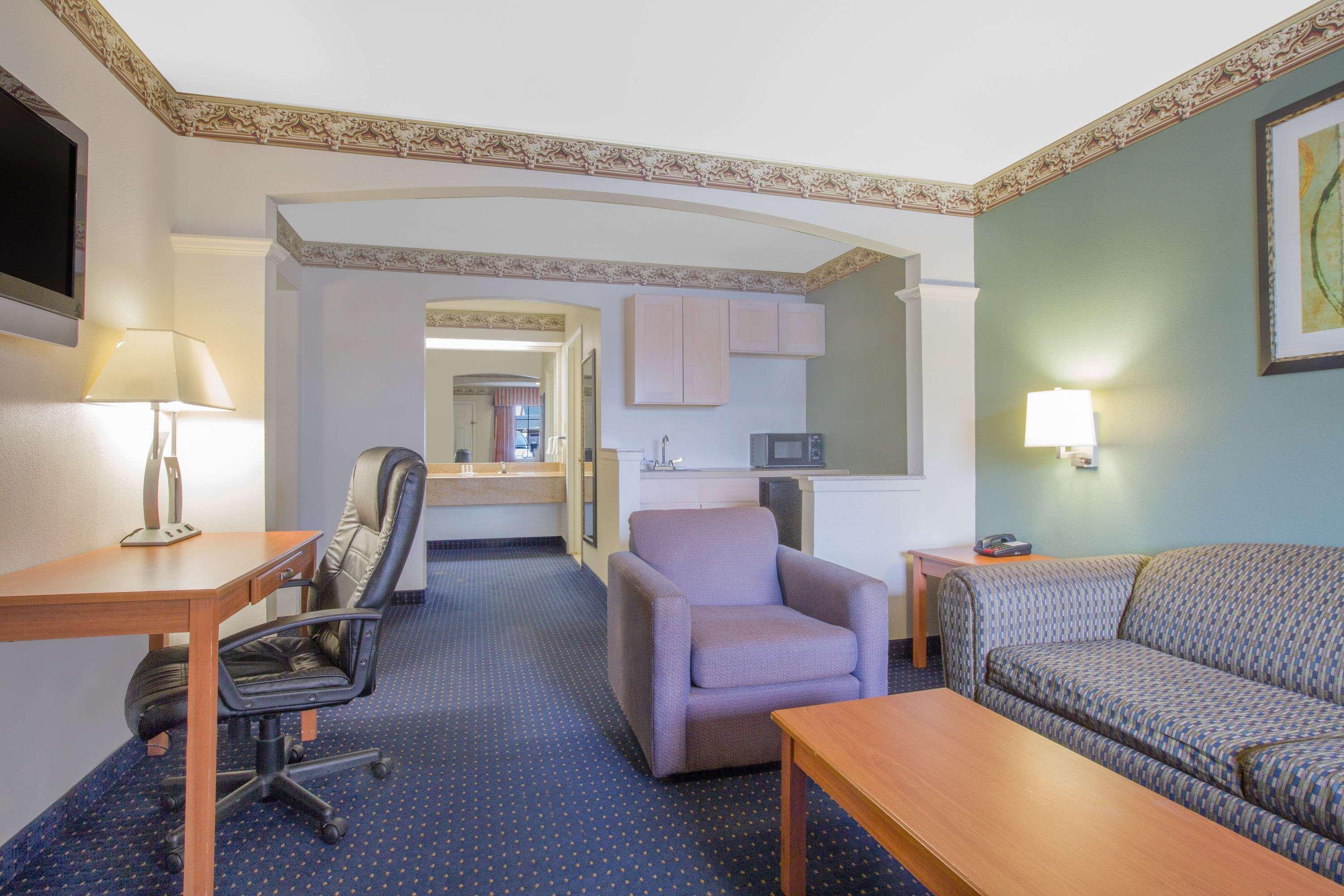 Days Inn By Wyndham Nacogdoches/Sfa University/Downtown Εξωτερικό φωτογραφία