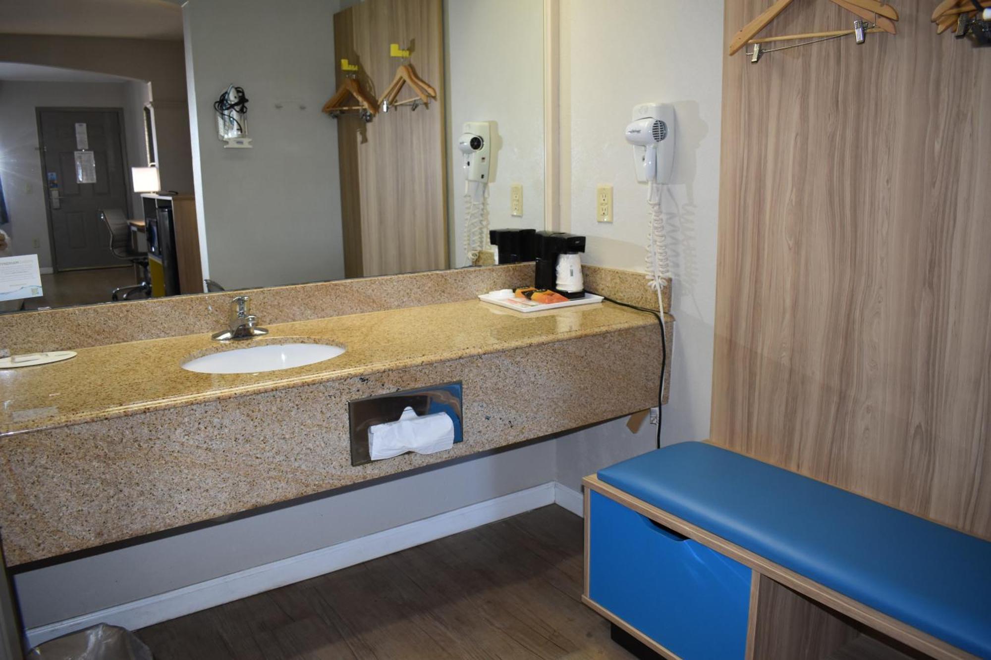 Days Inn By Wyndham Nacogdoches/Sfa University/Downtown Εξωτερικό φωτογραφία